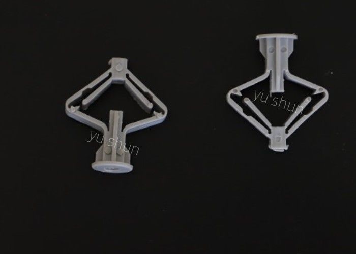 Uso do cinza PP/PE 100pcs/bag do parafuso de tomada M13*35mm da parede de Aircarft para a parede