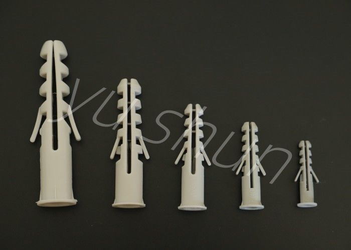 O plástico expande pregos com uso do parafuso de Grey Color Plastic Wall Plug da luz S6 do parafuso 6mm para a parede