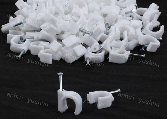 O cabo plástico branco grampeia o poliéster de 4mm-25mm para o grampo de cabo plástico do fio do círculo do saco/caixa todos os tamanhos